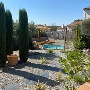 Entre Aix En Provence Et Marseille Et Parking , Septèmes-les-Vallons France